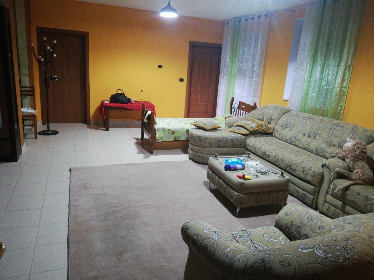 Hotel albania Golem Kültér fotó